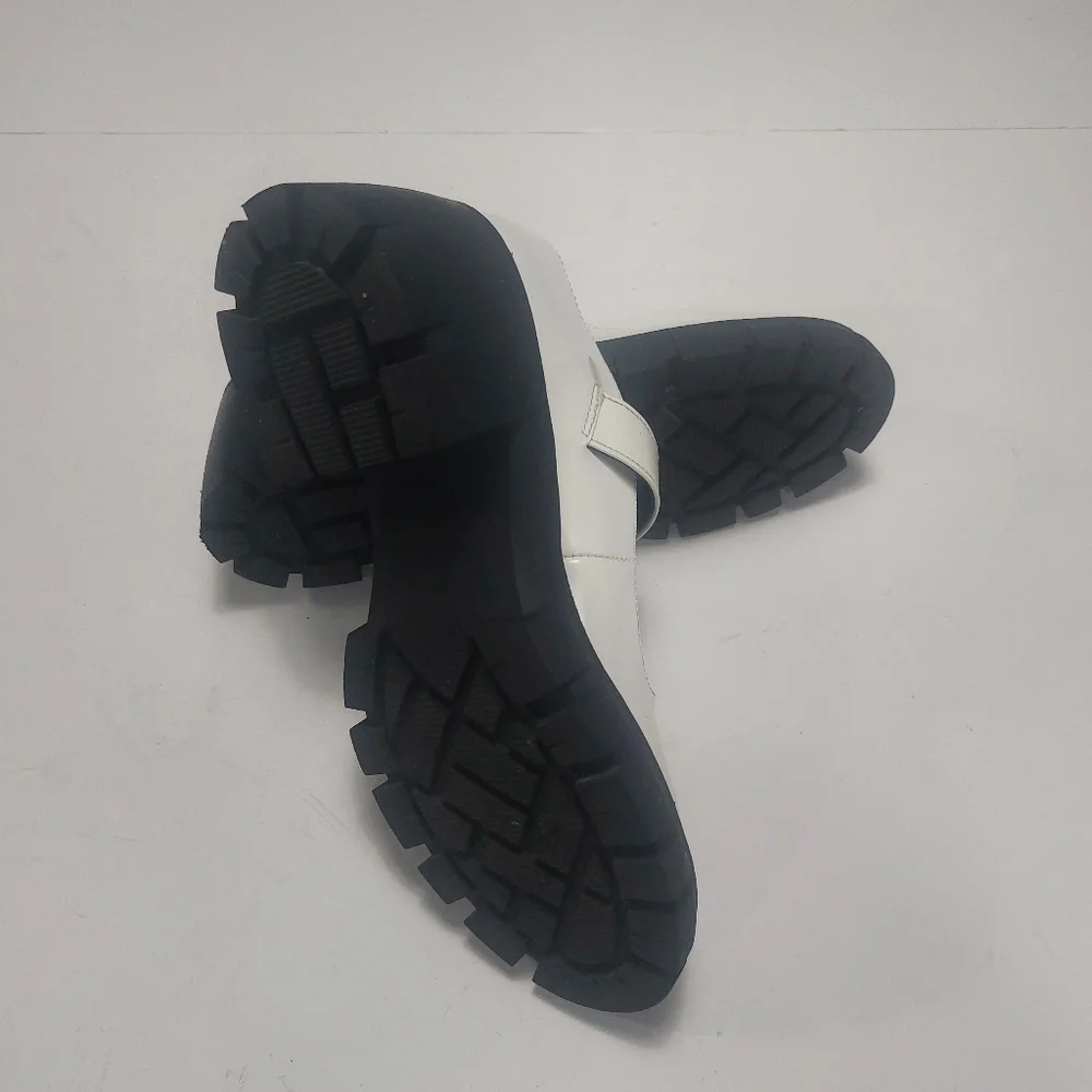 Women’s White Mary Jane Chunky Heel Shoes